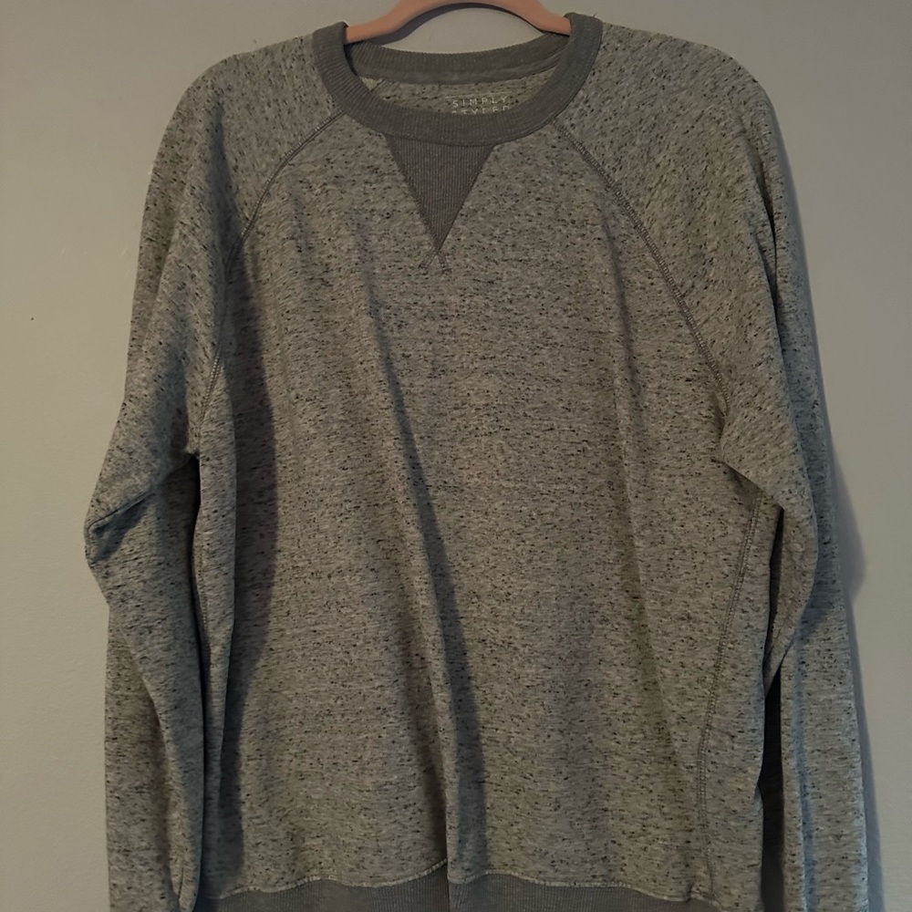 Men's Heather Gray Sweater